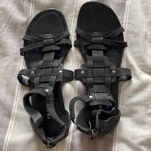 Black Leather Franco Sarto Gladiator Sandals in Great Condition